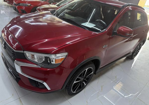 Mitsubish Outlander ES 2019