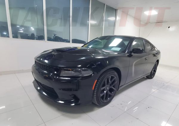 Dodge Charge Sxt