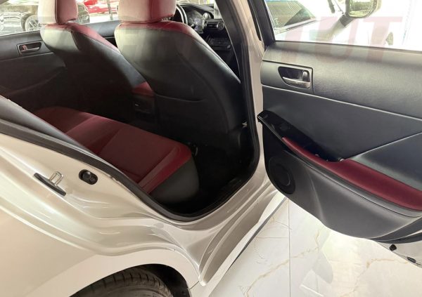 Lexus IS300 2023
