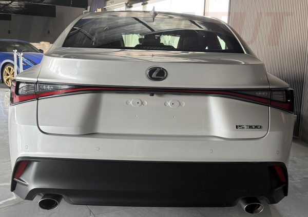 Lexus IS300 2023